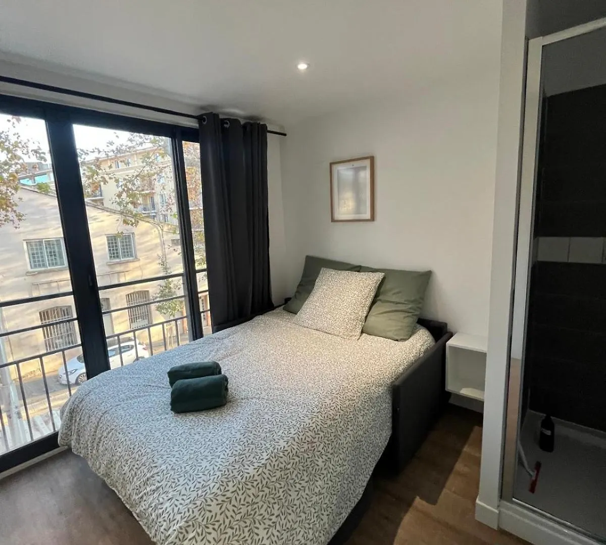 L'Olivier - Joli Duplex Au Coeur Du Centre Ville A 2 Pas De La Rotonde Mirabeau Et Des Allees Provencales Aix-en-Provence
